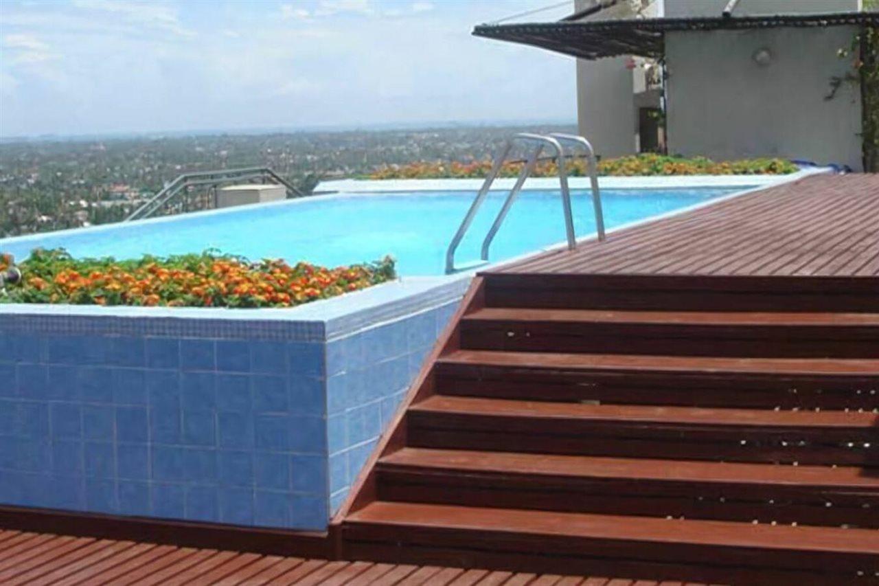 Blue Pearl Hotel & Apartments Dar es Salaam Exterior photo